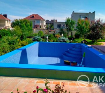 Pool kirpich ulica6 360x320